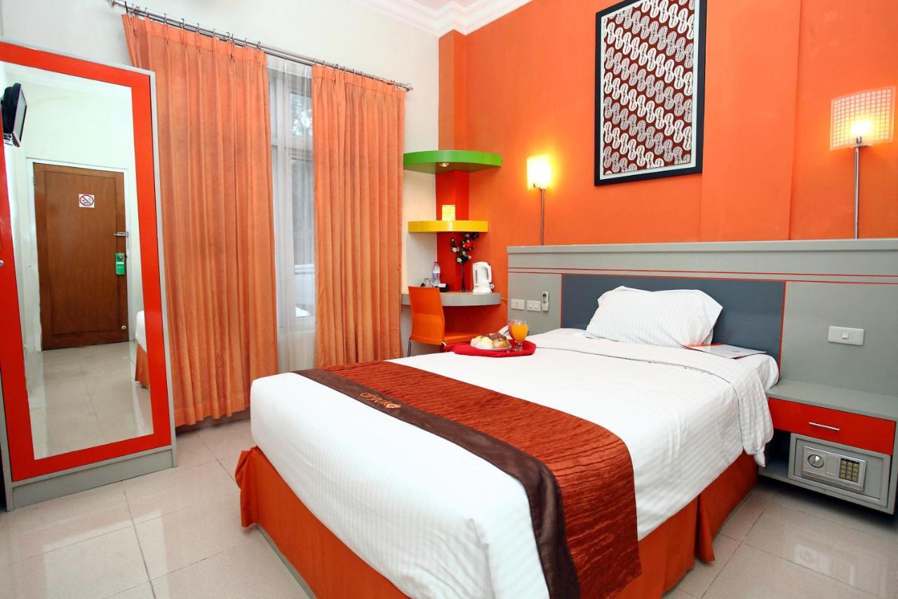 Hotel Aryuka Kejayan Buitenkant foto